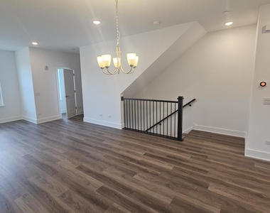 6429 Main Street - Photo Thumbnail 31