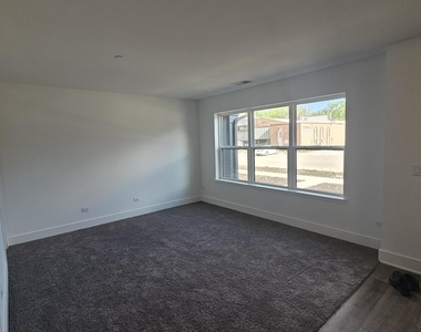 6429 Main Street - Photo Thumbnail 2