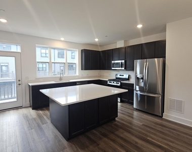 6429 Main Street - Photo Thumbnail 22