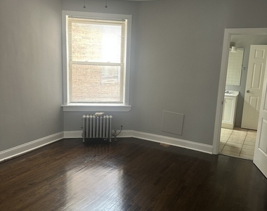 7840 S Constance Avenue - Photo Thumbnail 2