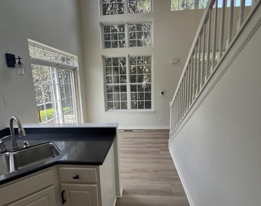 188 Brompton Drive - Photo Thumbnail 11