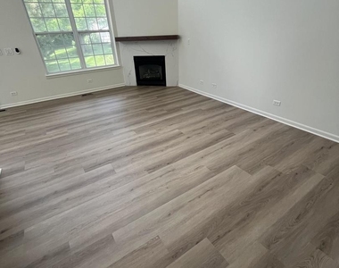 188 Brompton Drive - Photo Thumbnail 2