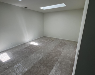 188 Brompton Drive - Photo Thumbnail 22