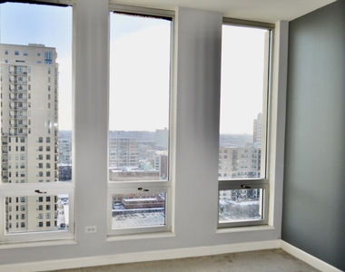 1400 S Michigan Avenue - Photo Thumbnail 9