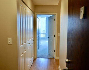 1400 S Michigan Avenue - Photo Thumbnail 10