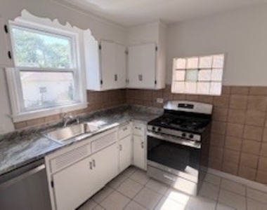 4134 Park Avenue - Photo Thumbnail 10