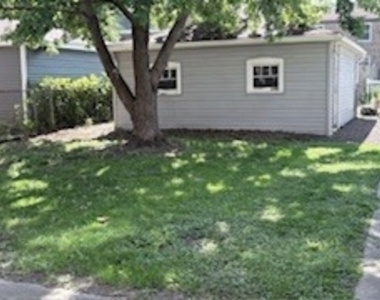 4134 Park Avenue - Photo Thumbnail 2