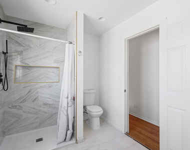 5230 S Lockwood Avenue - Photo Thumbnail 10