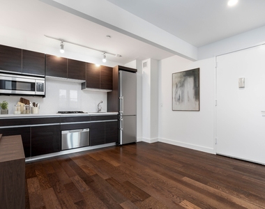 116 John Street - Photo Thumbnail 6