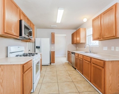 5219 Caymus Drive - Photo Thumbnail 6