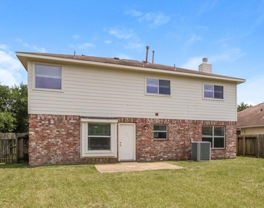 5219 Caymus Drive - Photo Thumbnail 14