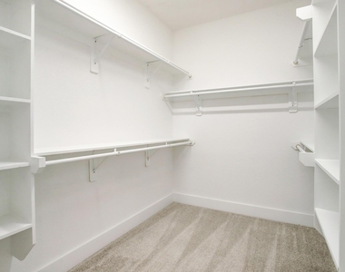 1220 Mcneil Street - Photo Thumbnail 10