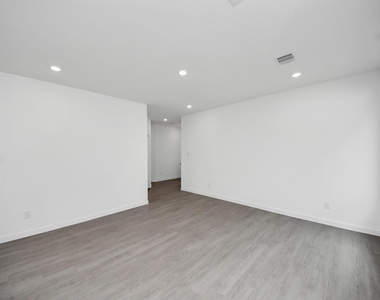 28910 Rustic Robin Lane - Photo Thumbnail 16