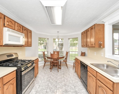 14810 Cypress Ridge Drive - Photo Thumbnail 17