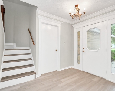 14810 Cypress Ridge Drive - Photo Thumbnail 4