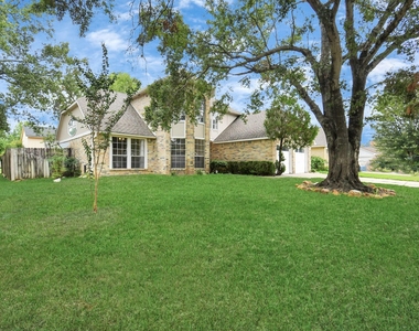 14810 Cypress Ridge Drive - Photo Thumbnail 2