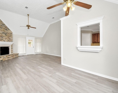 14810 Cypress Ridge Drive - Photo Thumbnail 6