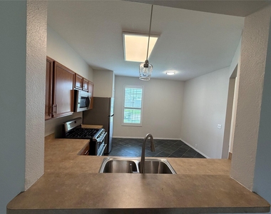 2123 Rustling Trees Way Way - Photo Thumbnail 6
