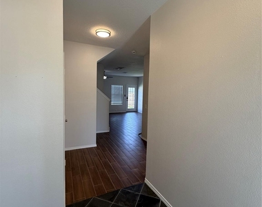 2123 Rustling Trees Way Way - Photo Thumbnail 10