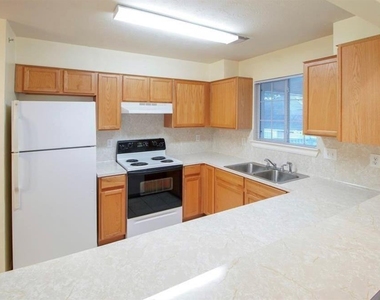 1203 Lovett - Photo Thumbnail 10