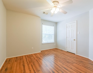 6326 Veranda Green Trail - Photo Thumbnail 23