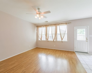 6326 Veranda Green Trail - Photo Thumbnail 4