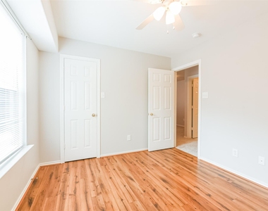 6326 Veranda Green Trail - Photo Thumbnail 26