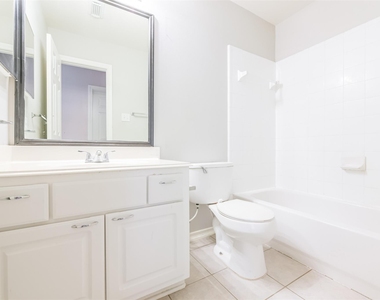 6326 Veranda Green Trail - Photo Thumbnail 27