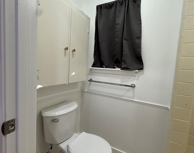 1704 Jones Street - Photo Thumbnail 4