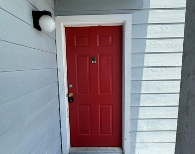 14550 Fonmeadow Drive - Photo Thumbnail 2