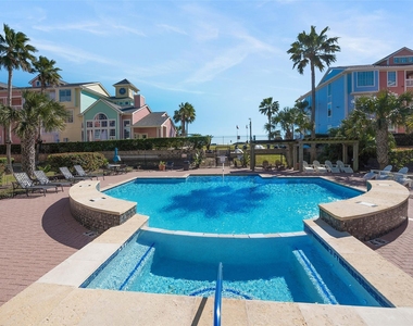 7000 Seawall Boulevard - Photo Thumbnail 31