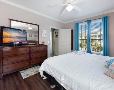 7000 Seawall Boulevard - Photo Thumbnail 18