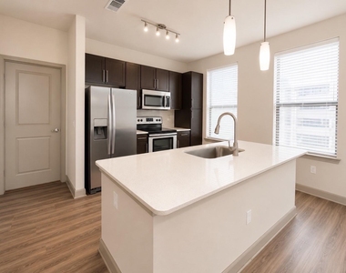 3788 Richmond Avenue - Photo Thumbnail 3