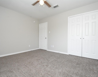 21603 Falvel Lake Drive - Photo Thumbnail 27