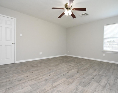 21603 Falvel Lake Drive - Photo Thumbnail 21