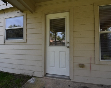 21603 Falvel Lake Drive - Photo Thumbnail 37