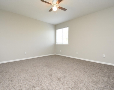 21603 Falvel Lake Drive - Photo Thumbnail 20
