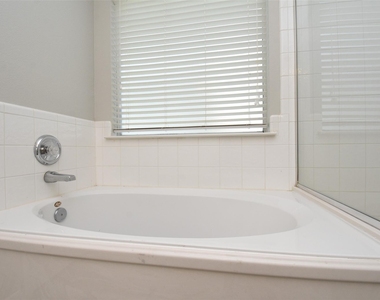 21603 Falvel Lake Drive - Photo Thumbnail 33