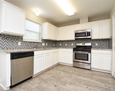 21603 Falvel Lake Drive - Photo Thumbnail 6