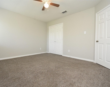 21603 Falvel Lake Drive - Photo Thumbnail 23