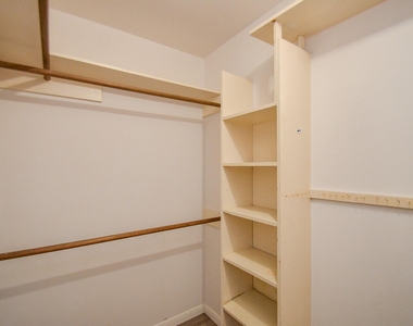 9414 Kingsvalley Street - Photo Thumbnail 18