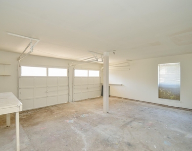9414 Kingsvalley Street - Photo Thumbnail 30