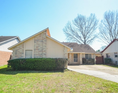 9414 Kingsvalley Street - Photo Thumbnail 1