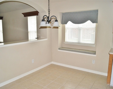 2606 Shear Water Court - Photo Thumbnail 2
