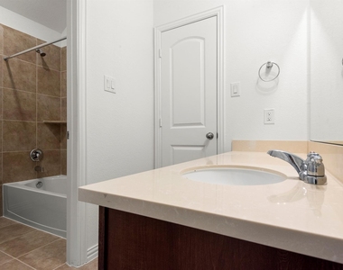 236 Scarlet Maple Way - Photo Thumbnail 26
