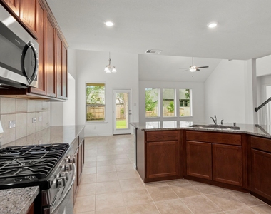 236 Scarlet Maple Way - Photo Thumbnail 11