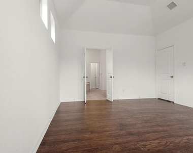 236 Scarlet Maple Way - Photo Thumbnail 17