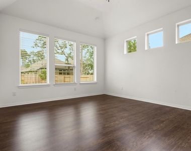 236 Scarlet Maple Way - Photo Thumbnail 16