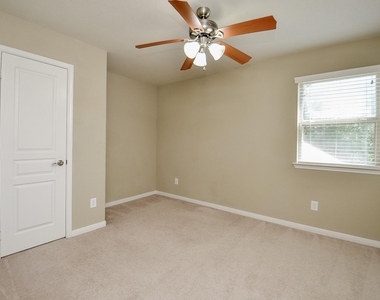 6418 Burgess Heights Lane - Photo Thumbnail 22
