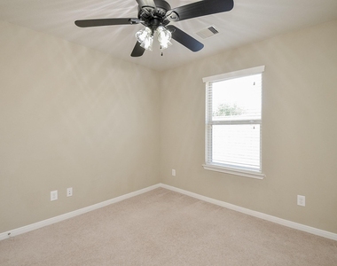 6418 Burgess Heights Lane - Photo Thumbnail 27